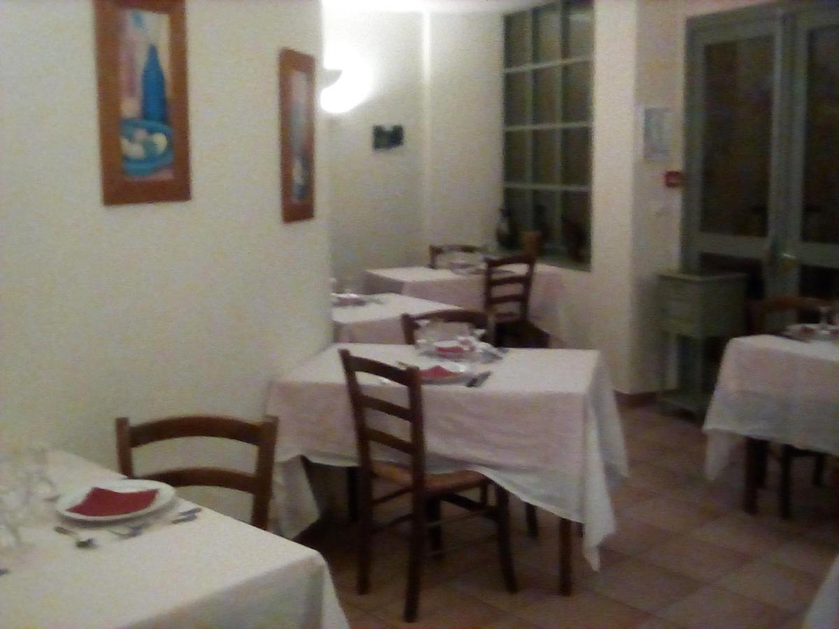 Auberge De L'Omois Baulne-en-Brie Екстериор снимка
